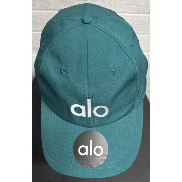 Alo Yoga Off-Duty Soft Cap Green Adjustable Hat Peaked Sun Hat Baseball Cap NWT - Picture 2 of 8